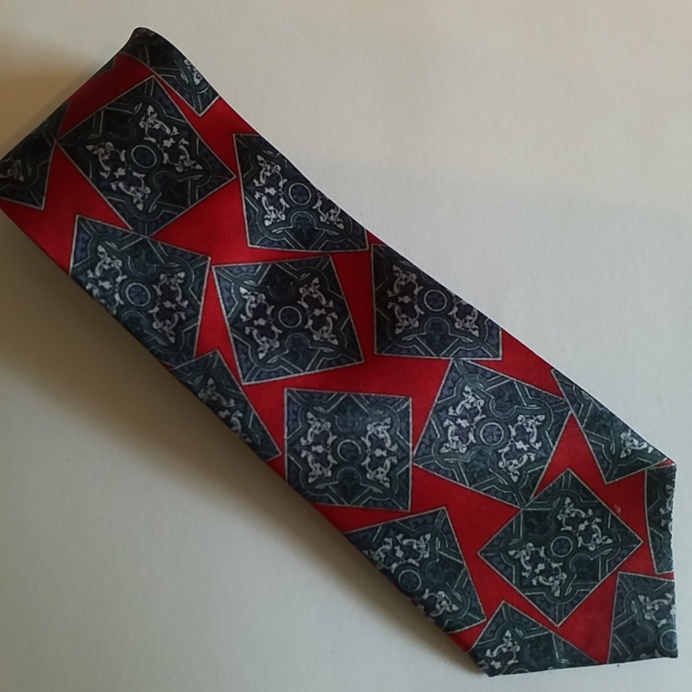 3/$45 Tie MERCEDES SILK HAND MADE HIGH FASHION Gray Squares On Red